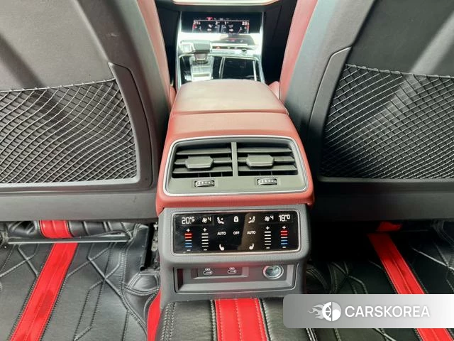 Audi A7L id 4274410 из Китая 12