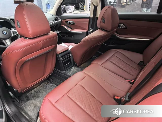 BMW 3 series 2024 Черный из Китая, фото 4