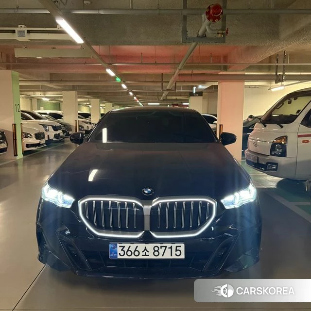 BMW 5 Series (G60) 2025 Черный из Кореи, фото 3