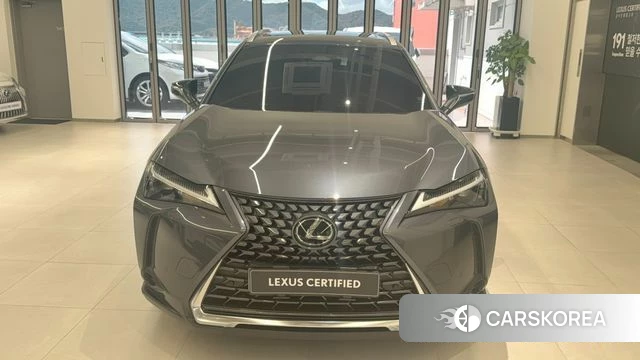 Lexus UX300h id 4748980 из Кореи 7
