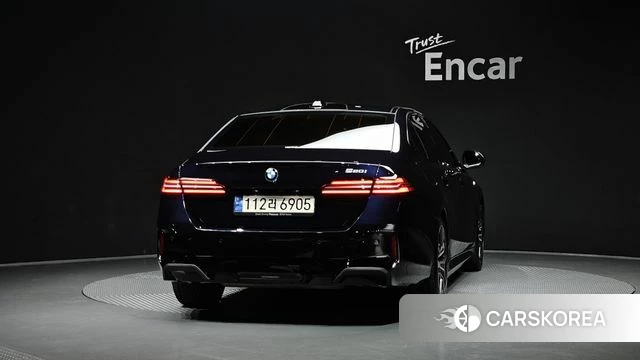 BMW 5 Series (G60) id 4792446 из Кореи 23
