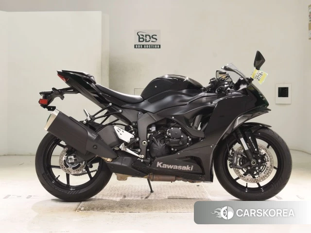 Проданный Kawasaki ZX-6R NINJA ABS 2025 из Японии, фото 2