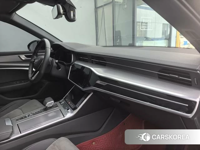 Audi A6L id 4307458 из Китая 10