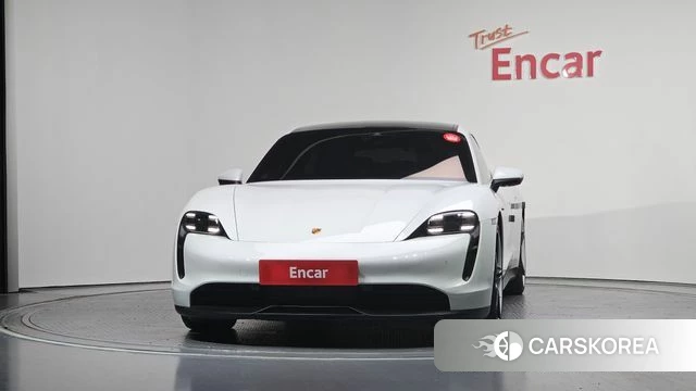 Porsche Taycan id 4433613 из Кореи 23