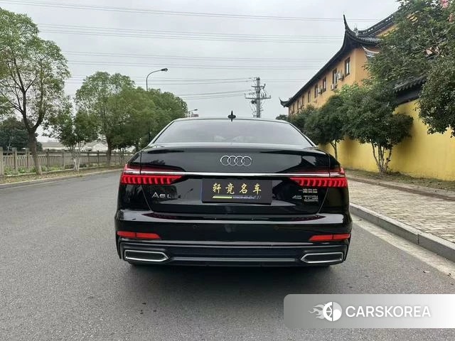 Audi A6L 2021 Черный из Китая, фото 3