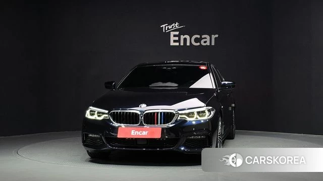 BMW 5 Series (G30) id 4651671 из Кореи 23