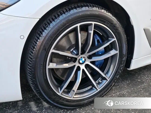 BMW 5 Series (G30) id 3070886 из Кореи 10