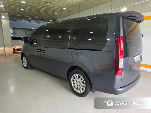 Hyundai Staria id 3740233 из Кореи 11