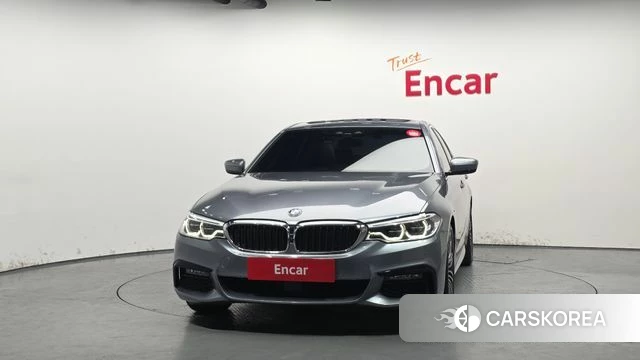 BMW 5 Series (G30) id 3893407 из Кореи 13