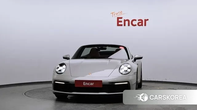 Porsche 911(992) id 3741221 из Кореи 13