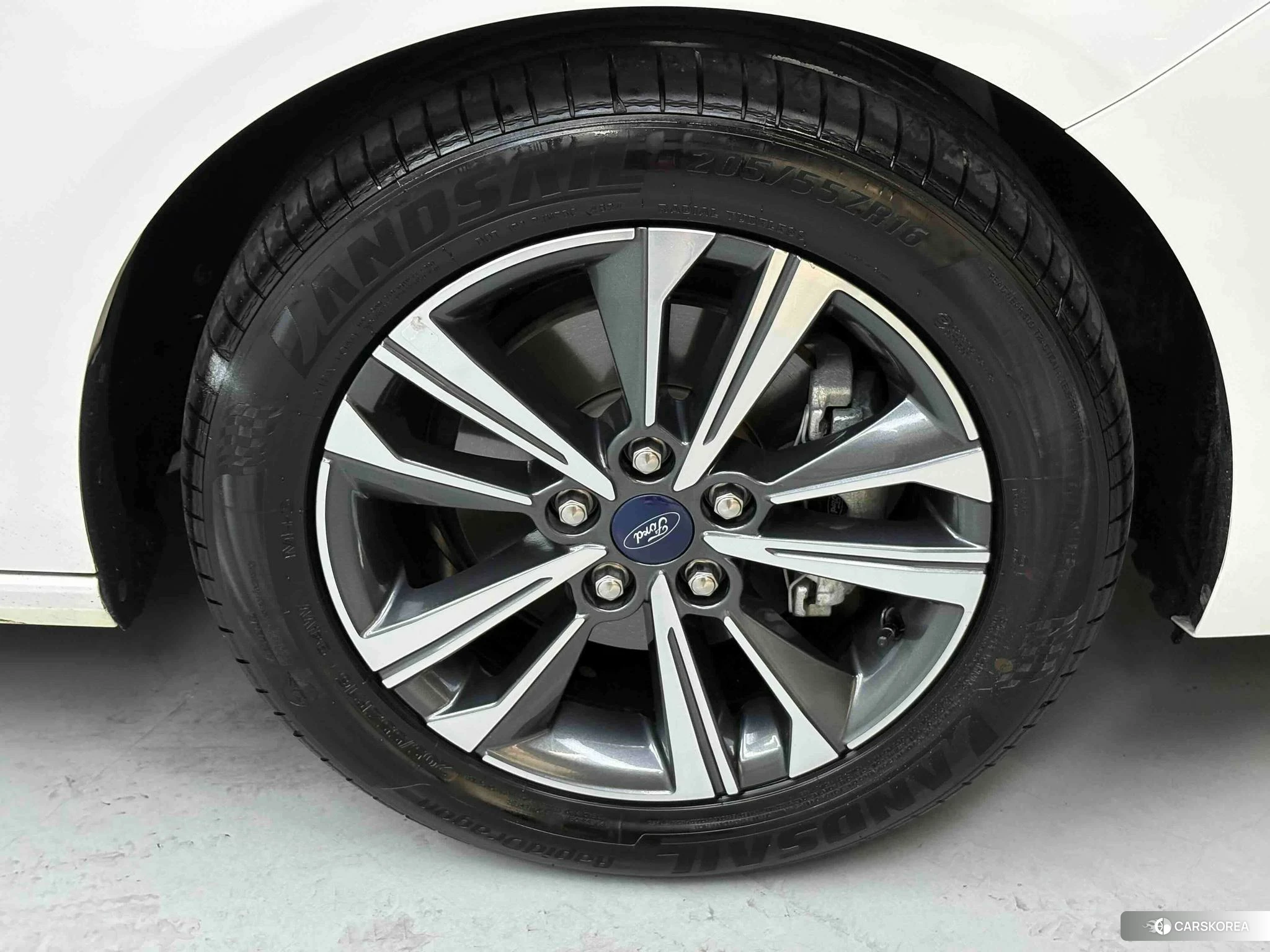 Ford Forrest id 4513942 из Китая 23