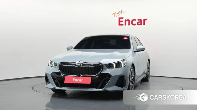 BMW 5 Series (G60) id 3909322 из Кореи 13