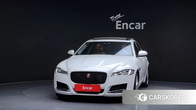 Jaguar XF (X260) id 3608015 из Кореи 13