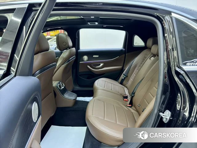Mercedes-Benz E-class id 4261072 из Китая 7