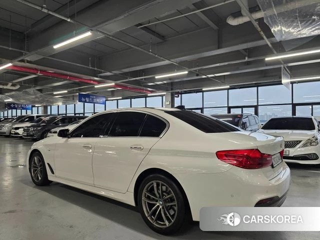 BMW 5 Series (G30) id 4351346 из Кореи 13