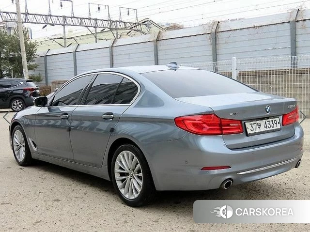 BMW 5 Series (G30) id 3899537 из Кореи 13