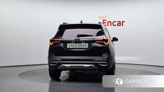 Kia Seltos id 3661356 из Кореи 13