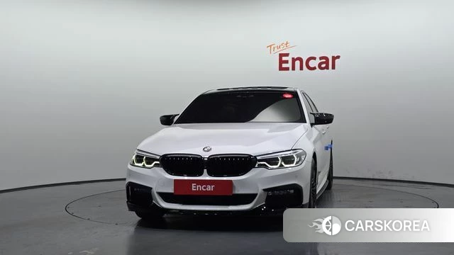 BMW 5 Series (G30) id 4557929 из Кореи 23