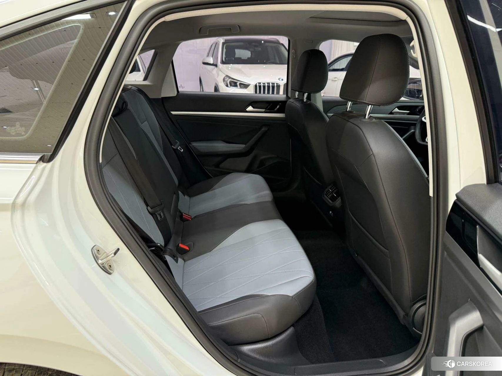 Volkswagen Lavida id 4504701 из Китая 16
