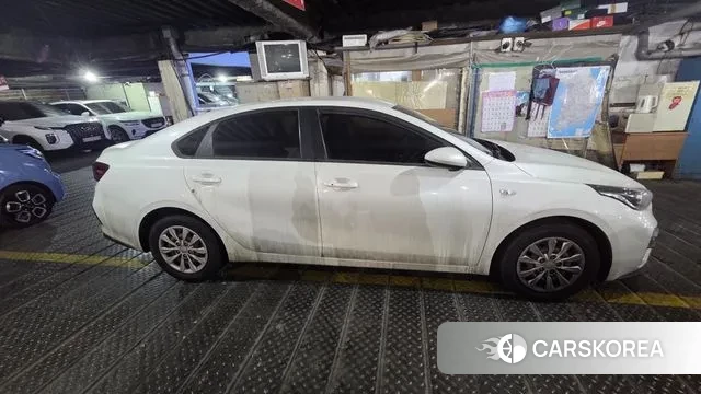 Kia Come New K3 2021 Белый из Кореи, фото 3