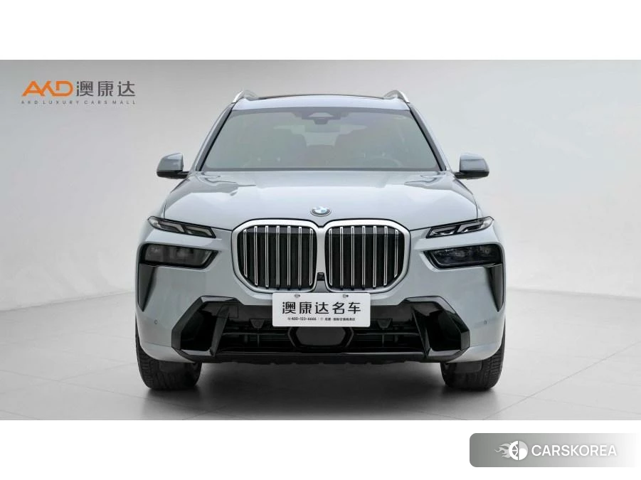 BMW X7 2022 Серебристо-серый из Китая, фото 4