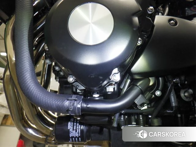 Engine photo