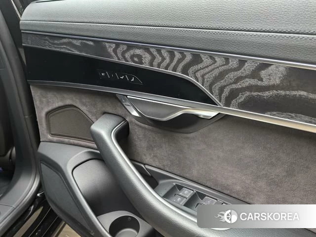 Audi A8 2025 Черный из Китая, фото 6