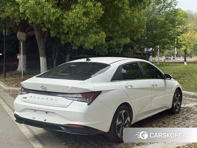 Hyundai Elantra id 4241123 из Китая 9