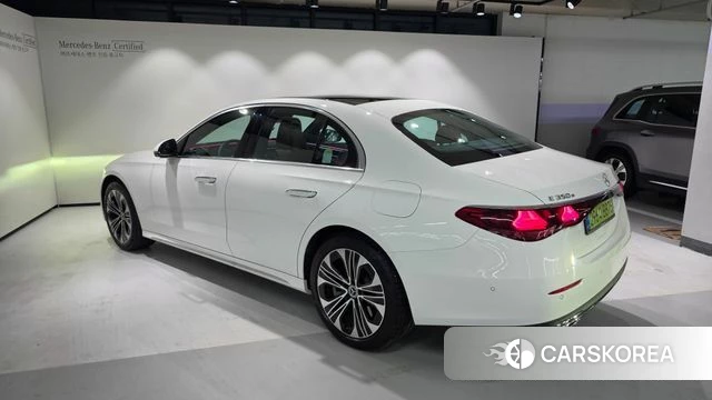 Mercedes-Benz E-Class W214 id 4833921 из Кореи 13