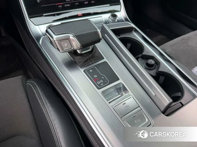 Audi A7L id 4333663 из Китая 7