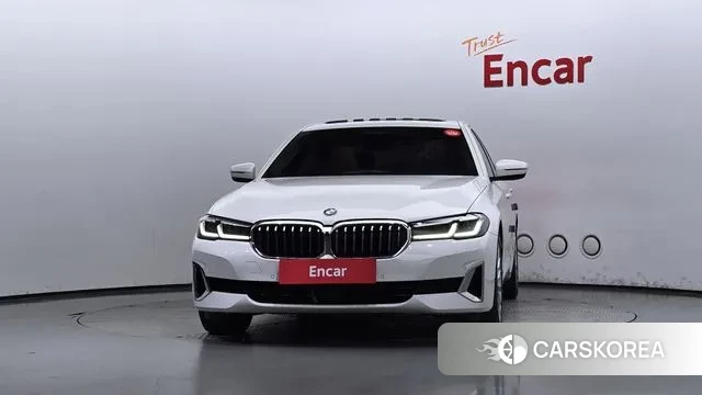 BMW 5 Series (G30) id 3088567 из Кореи 13