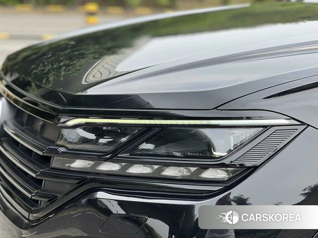 Volkswagen Touareg id 4277399 из Китая 8
