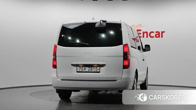 Hyundai The New Grand Starex id 4446854 из Кореи 23