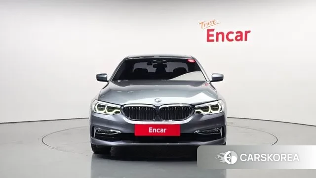 BMW 5 Series (G30) id 3434499 из Кореи 13