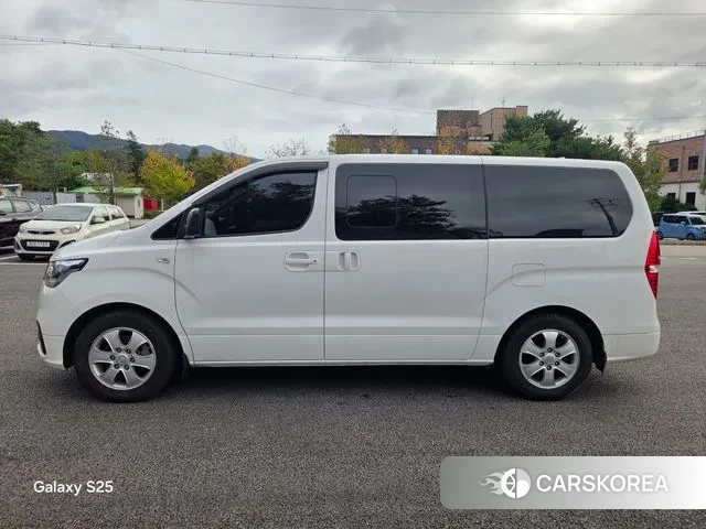 Hyundai The New Grand Starex id 3261685 из Кореи 10