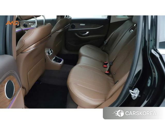 Mercedes-Benz E-class id 4238692 из Китая 3