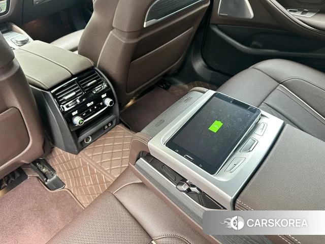 BMW 5 series 2022 Белый из Китая, фото 5