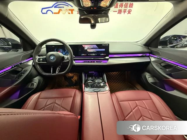 BMW i5 2025 Черный из Китая, фото 3