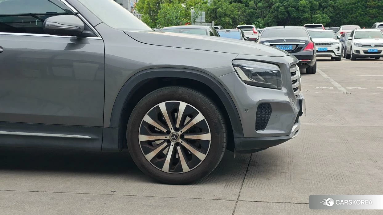 Mercedes-Benz GLB 2024 Темно-серый из Китая, фото 6