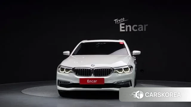 BMW 5 Series (G30) id 3055669 из Кореи 13