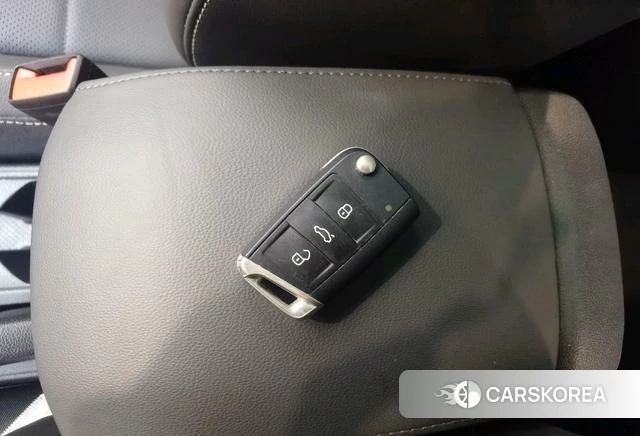 Volkswagen Tu Kai id 4238218 из Китая 13