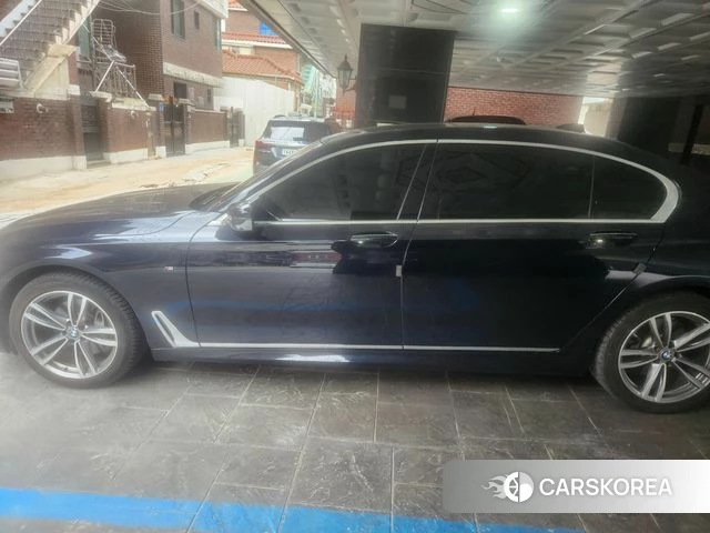 BMW 7 Series (G11) 2018 Черный из Кореи, фото 3