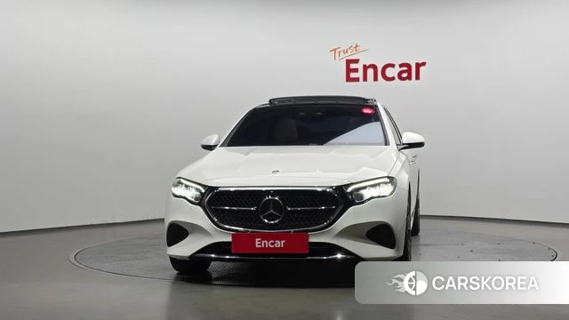 Mercedes-Benz E-Class W214 id 4640026 из Кореи 23