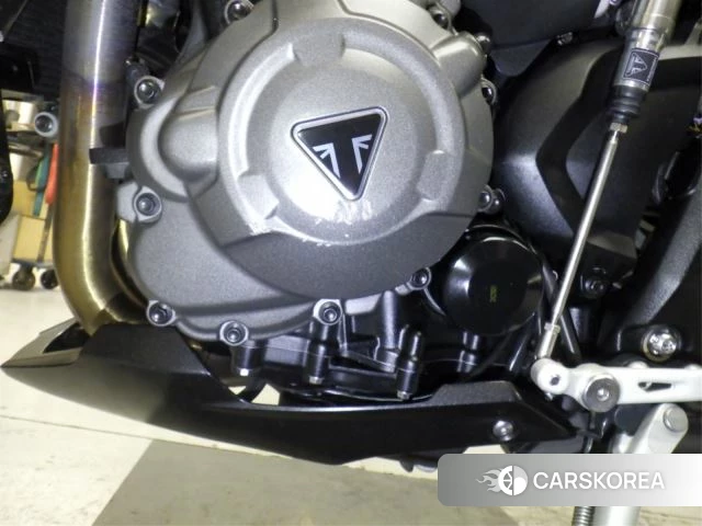 Engine photo