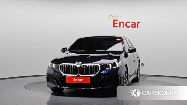 BMW 5 Series (G60) id 4629855 из Кореи 23