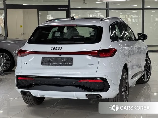 Audi Q5 (80A) 2025 Белый из Кореи, фото 6
