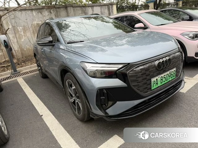 Audi Q4 e-tron 2022 Синий из Китая, фото 3