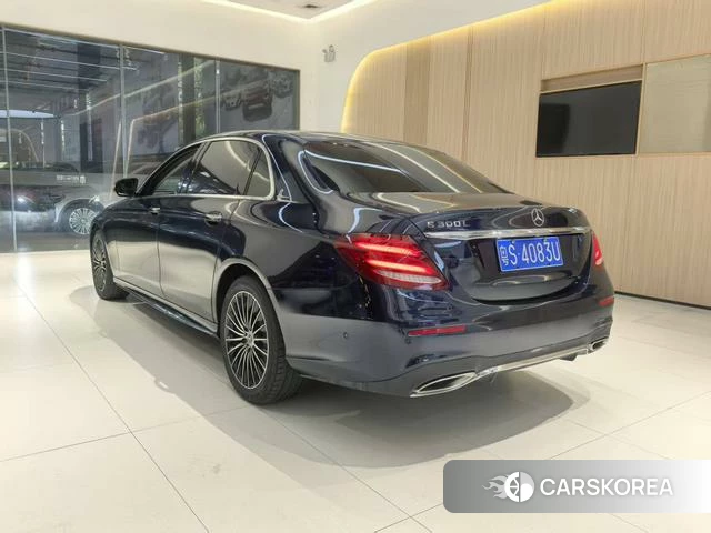 Mercedes-Benz E-class id 4220570 из Китая 7