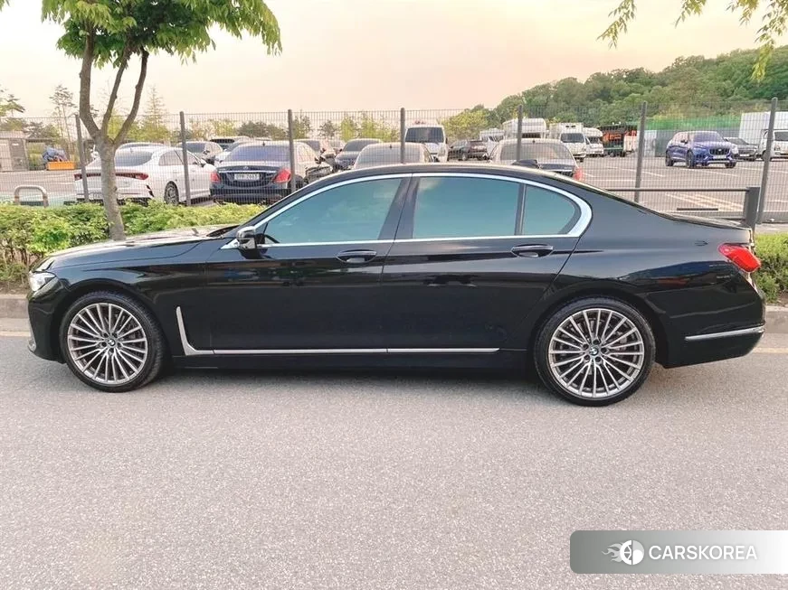 BMW 7 Series (G11) id 1486520 из Кореи 13