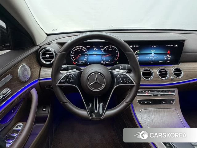 Mercedes-Benz E-class id 4279237 из Китая 10